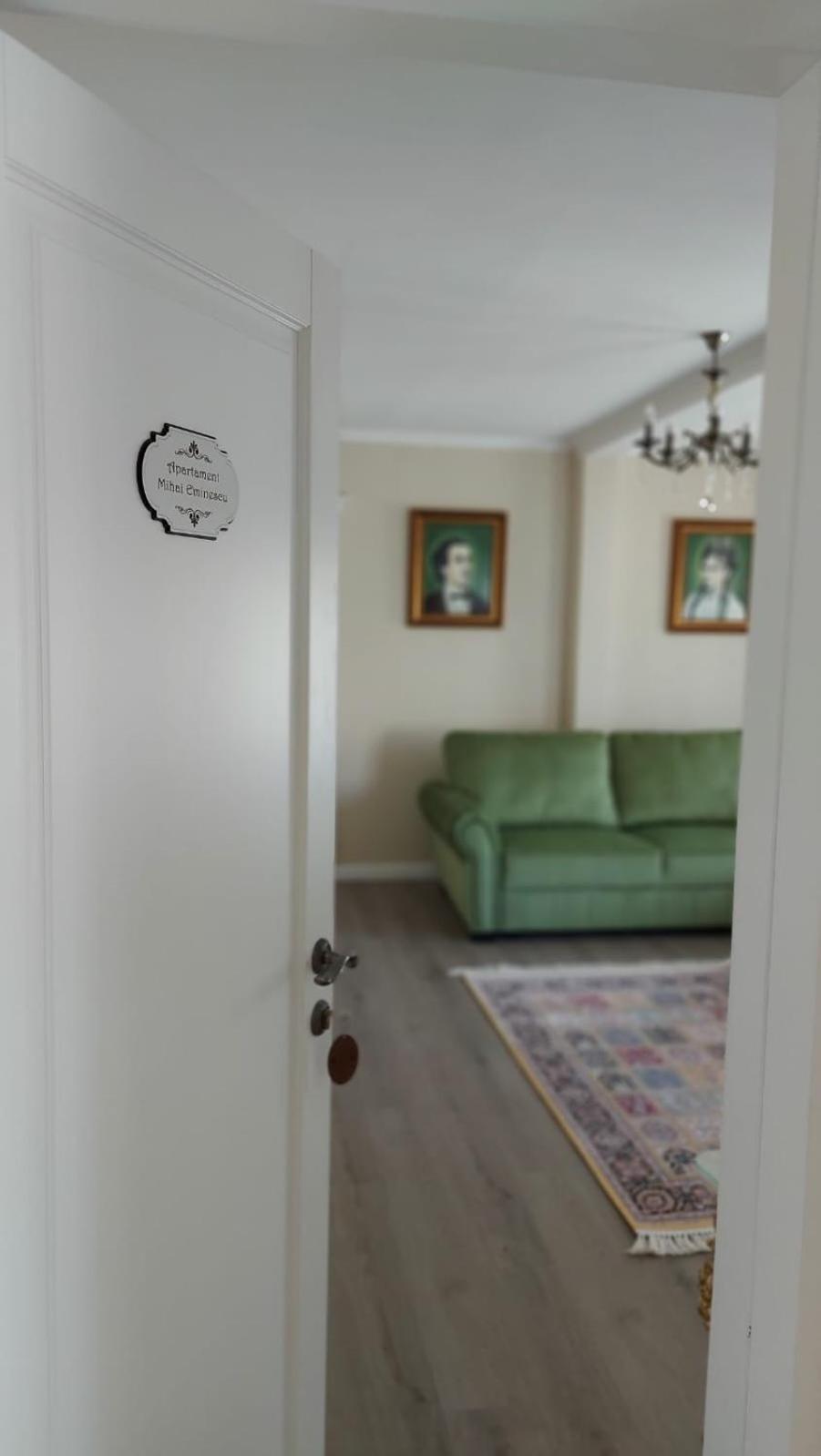 Hotel Conacul Poetilor à Gura Rîului Extérieur photo